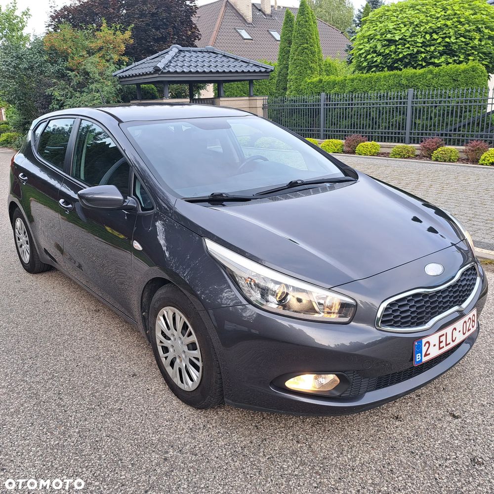 Kia Ceed 1.4 CRDi 90 Vision - 9