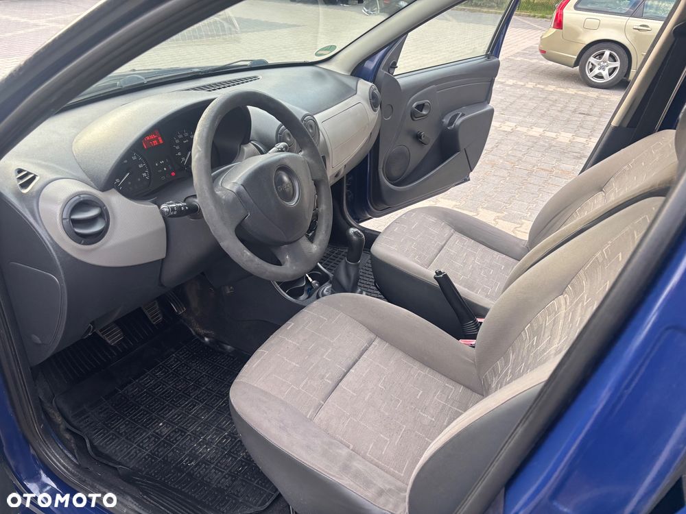 Dacia Sandero - 17