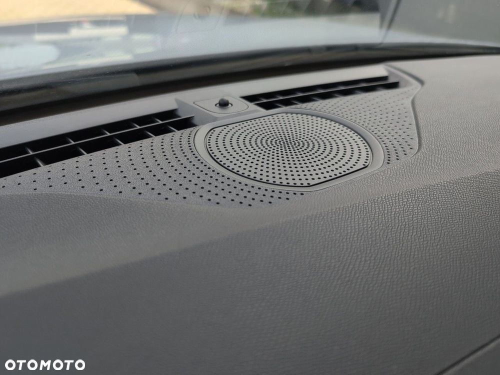 Peugeot 308 1.2 PureTech Allure S&S EAT8 - 28