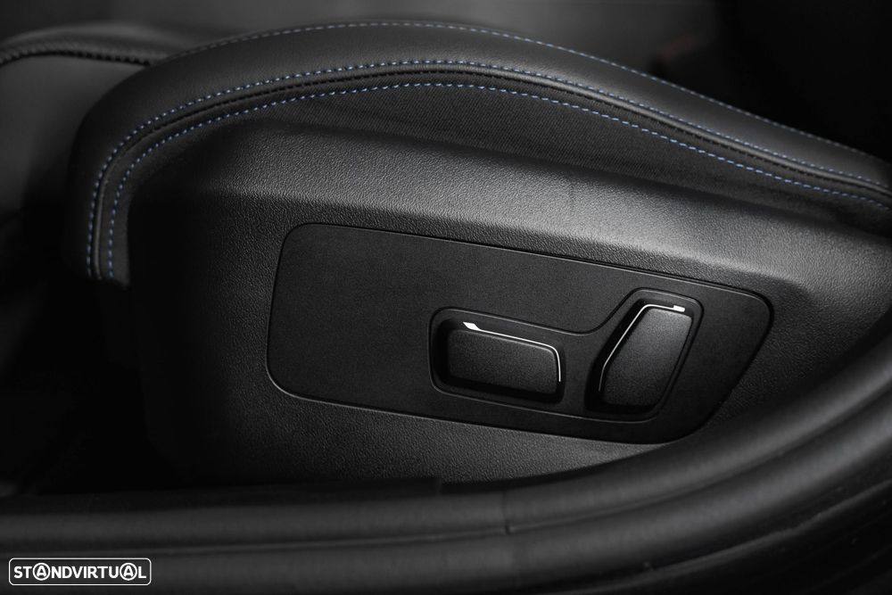 BMW 530 e xDrive Pack Desportivo M Pro - 31