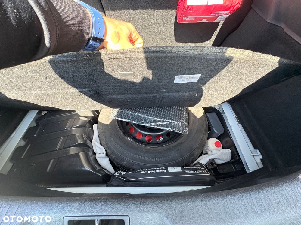 Renault Megane 1.6 16V Dynamique - 9