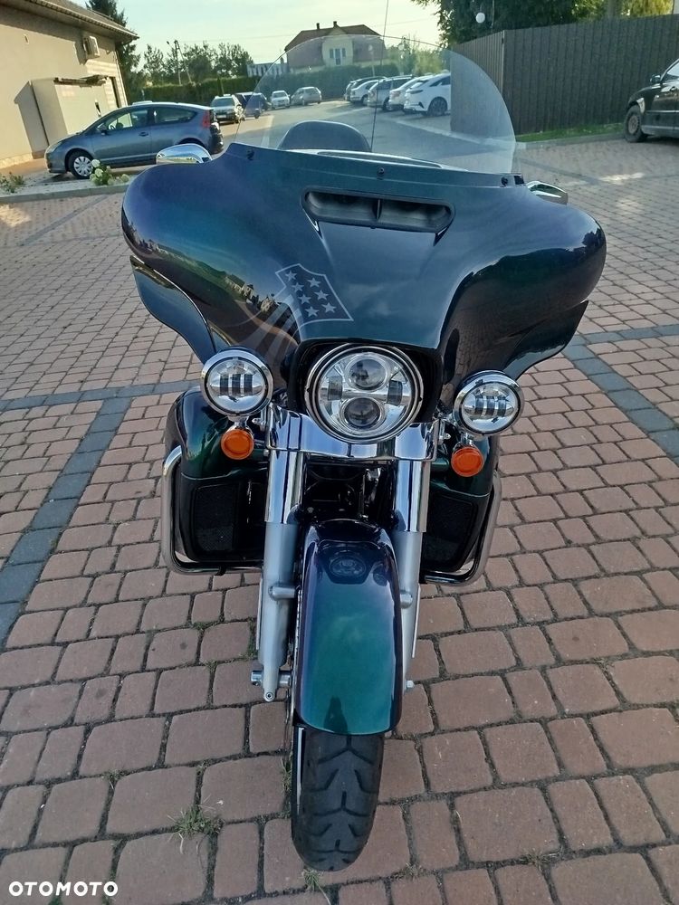 Harley-Davidson Touring Electra Glide - 12