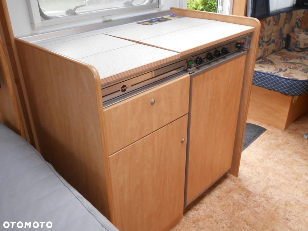 Burstner VENTANA AVANTGARDE 440 - 16
