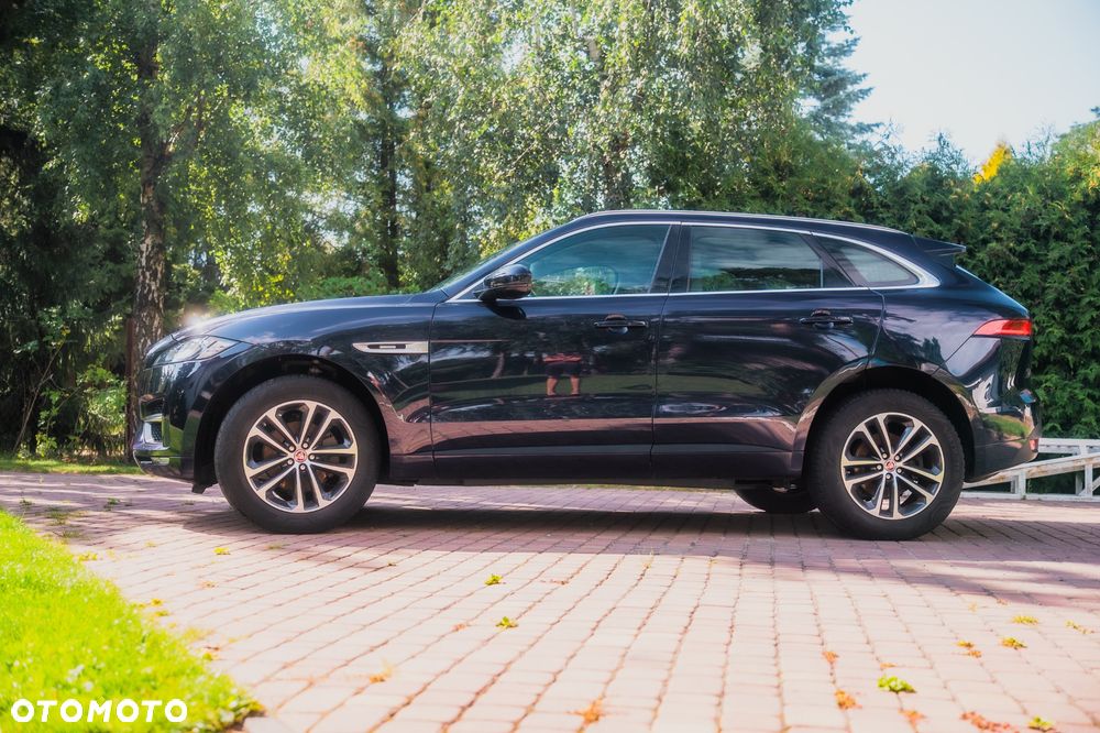 Jaguar F-Pace 2.0 i4D AWD R-Sport - 23