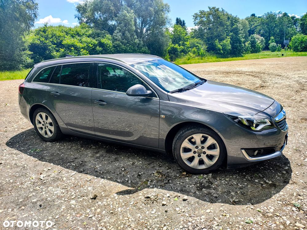 Opel Insignia - 11