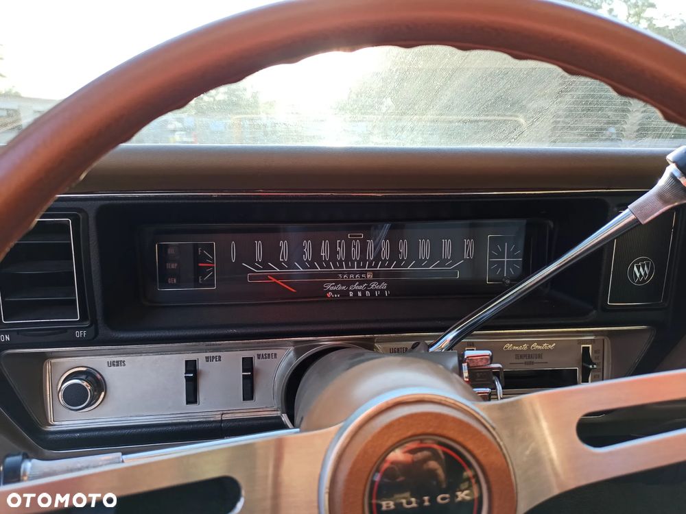 Buick Skylark - 14