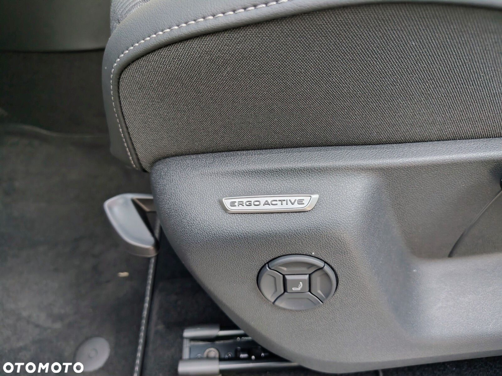 Volkswagen Tiguan - 25