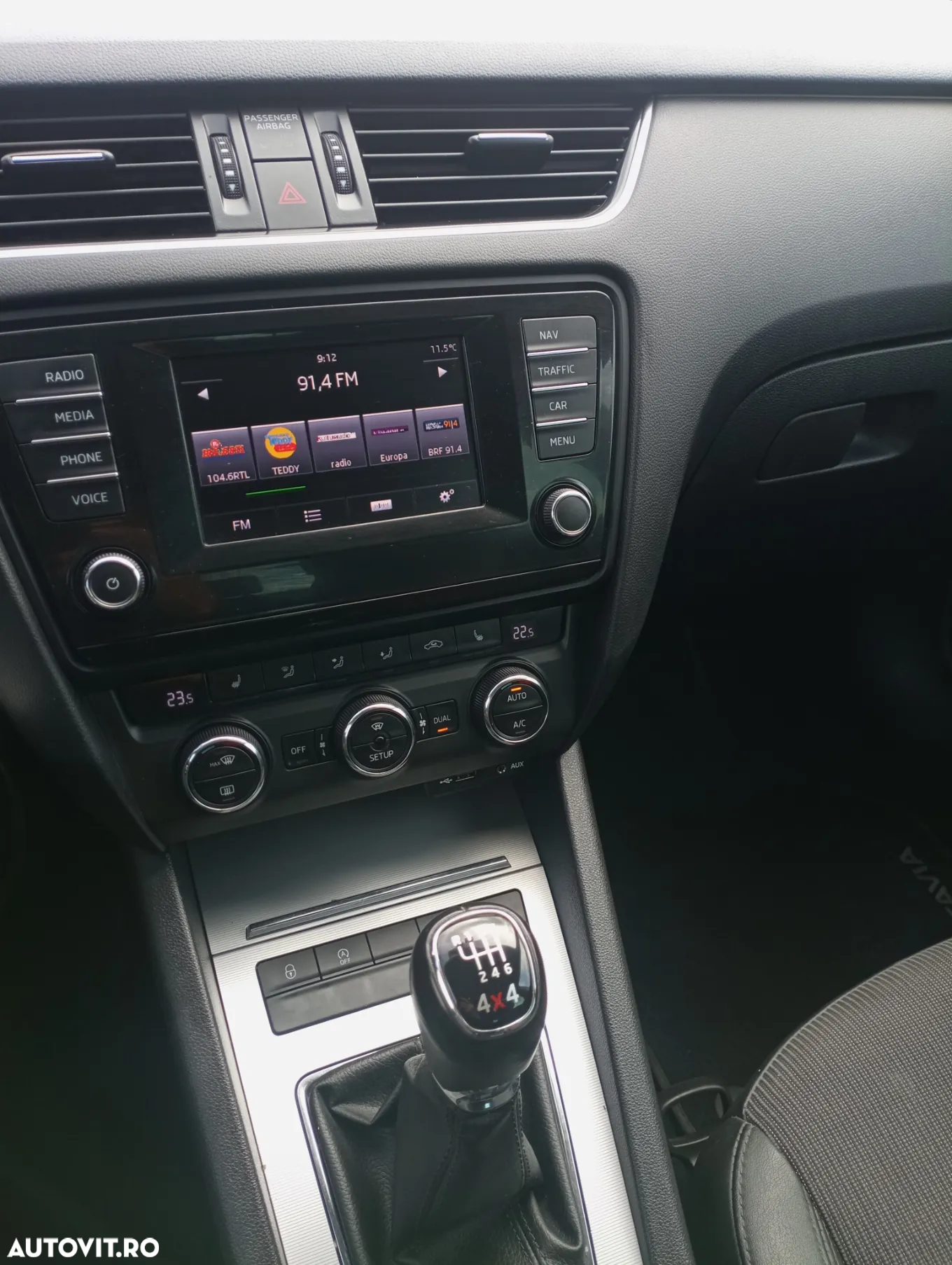 Skoda Octavia Combi Diesel 2.0 TDI 4X4 Ambition - 9
