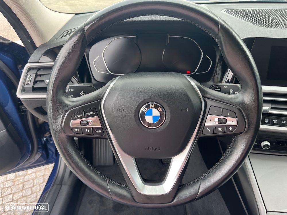 BMW 330 e Corporate Edition Auto - 33