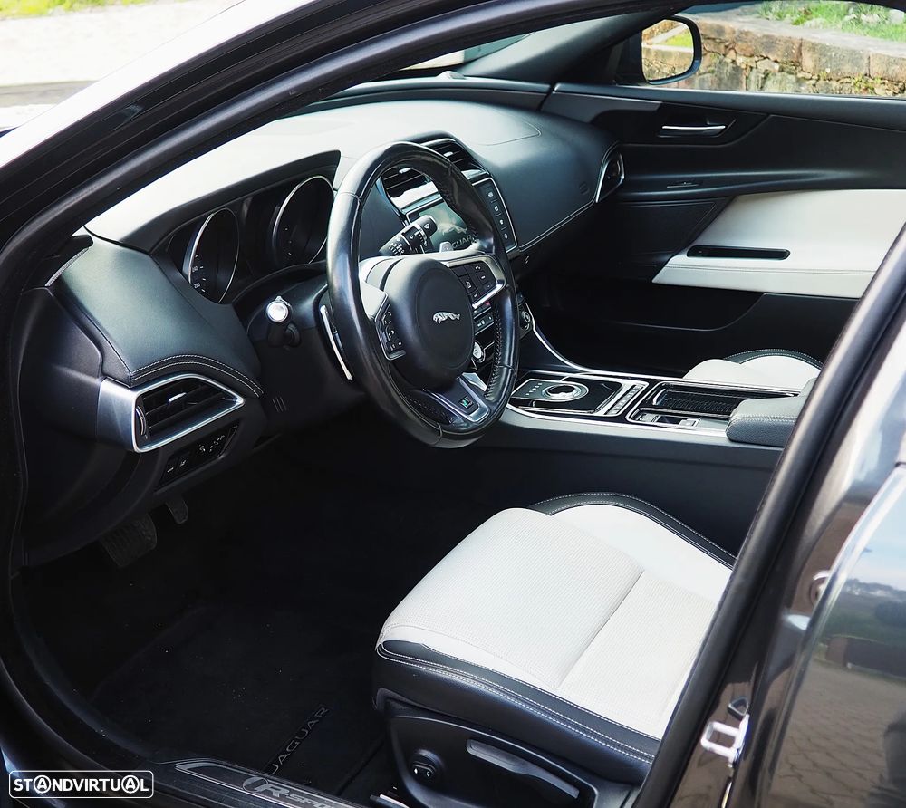 Jaguar XE 20d Aut. R-Sport - 14