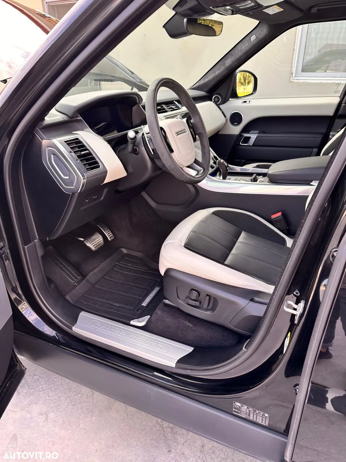 Land Rover Range Rover Sport 3.0 L HST - 17