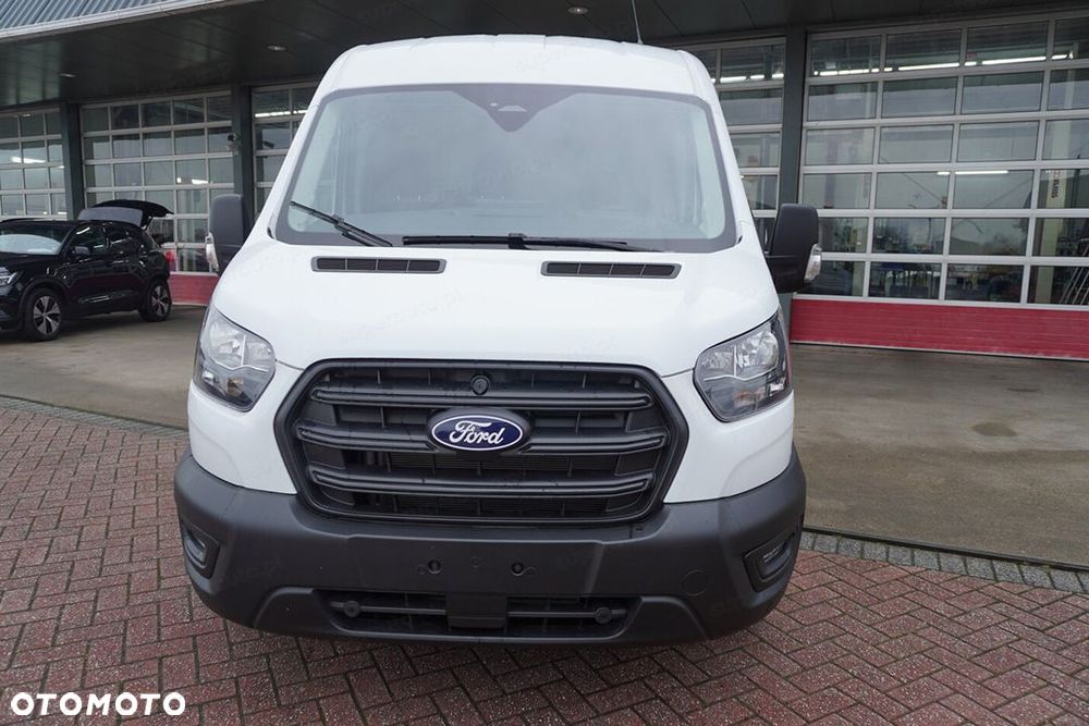 Ford Transit 350 L3H2 Trend A8 2.0 130KM - 4