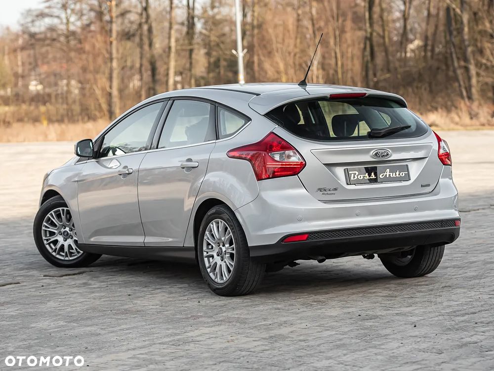 Ford Focus 1.6 TDCi DPF Champions Edition - 10