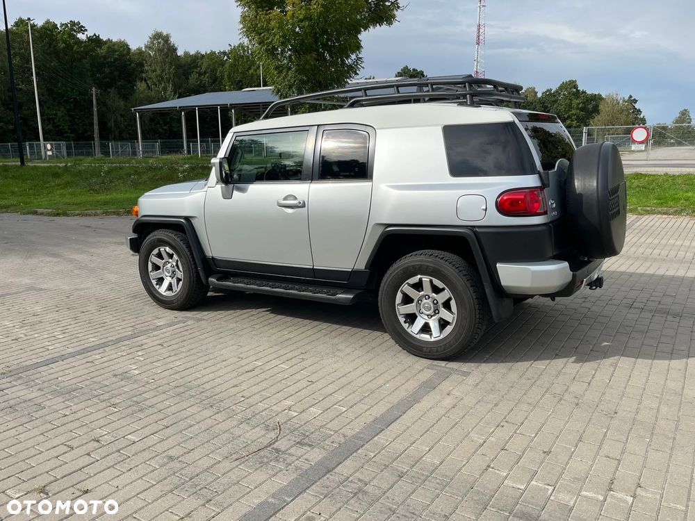 Toyota FJ 4.0 4x4 - 5
