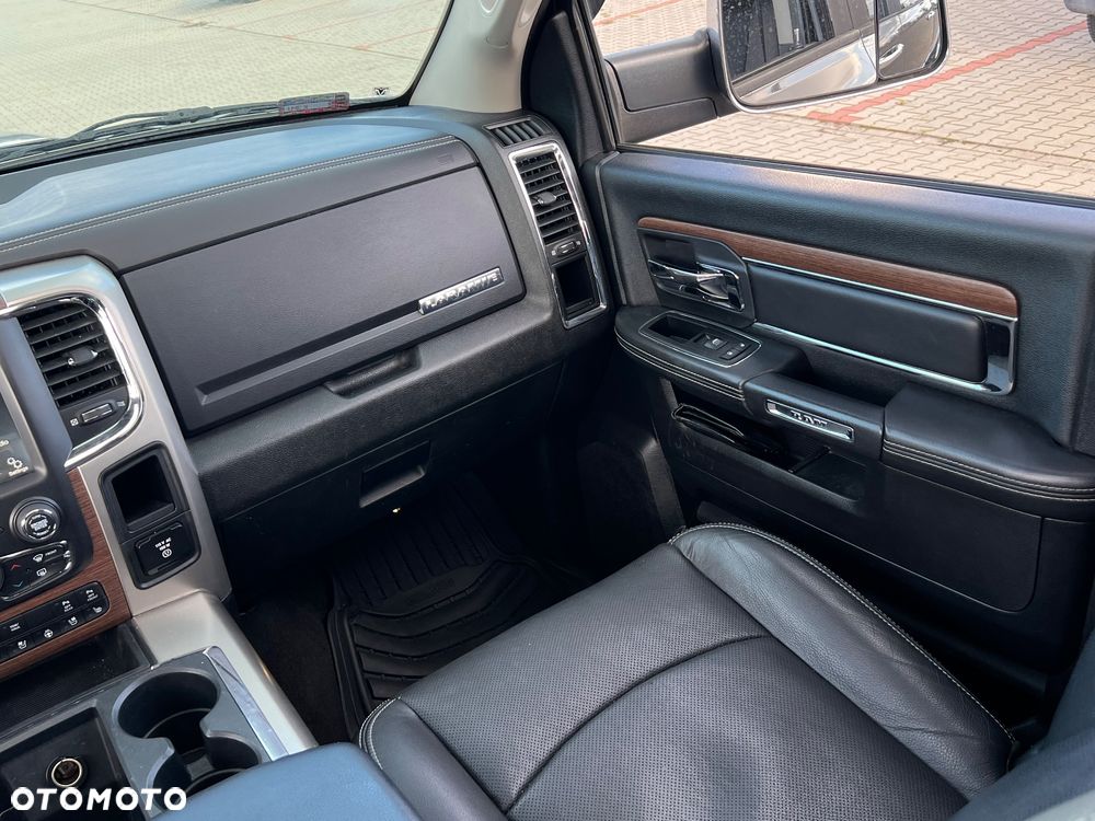 Dodge RAM 1500 5.7 4x4 - 25