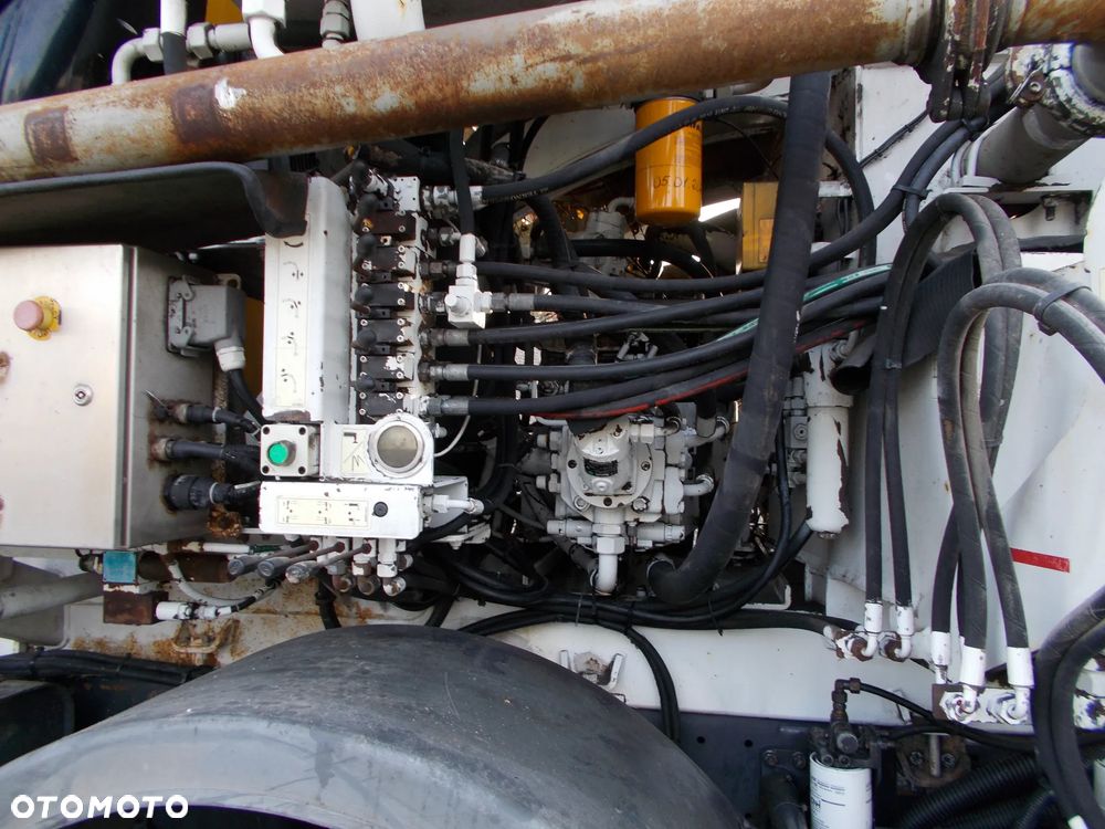 Iveco Astra HD9 - 11