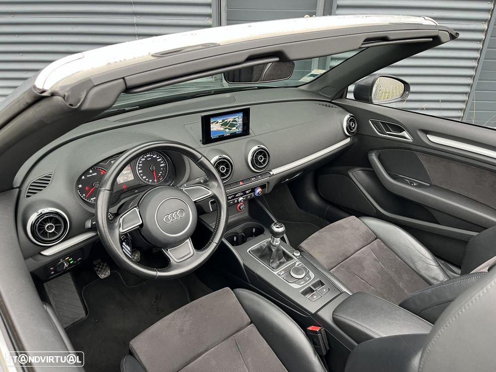 Audi A3 Cabrio 2.0 TDi S-line - 2