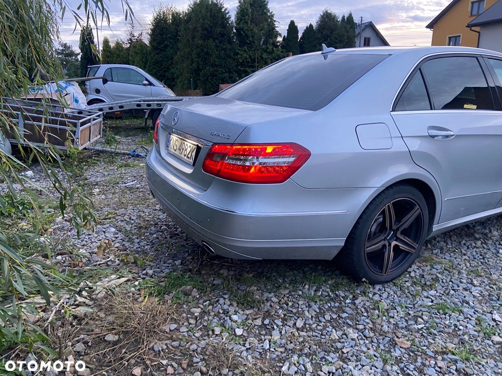 Mercedes-Benz Klasa E 250 CDI DPF BlueEFFICIENCY Automatik Avantgarde - 4