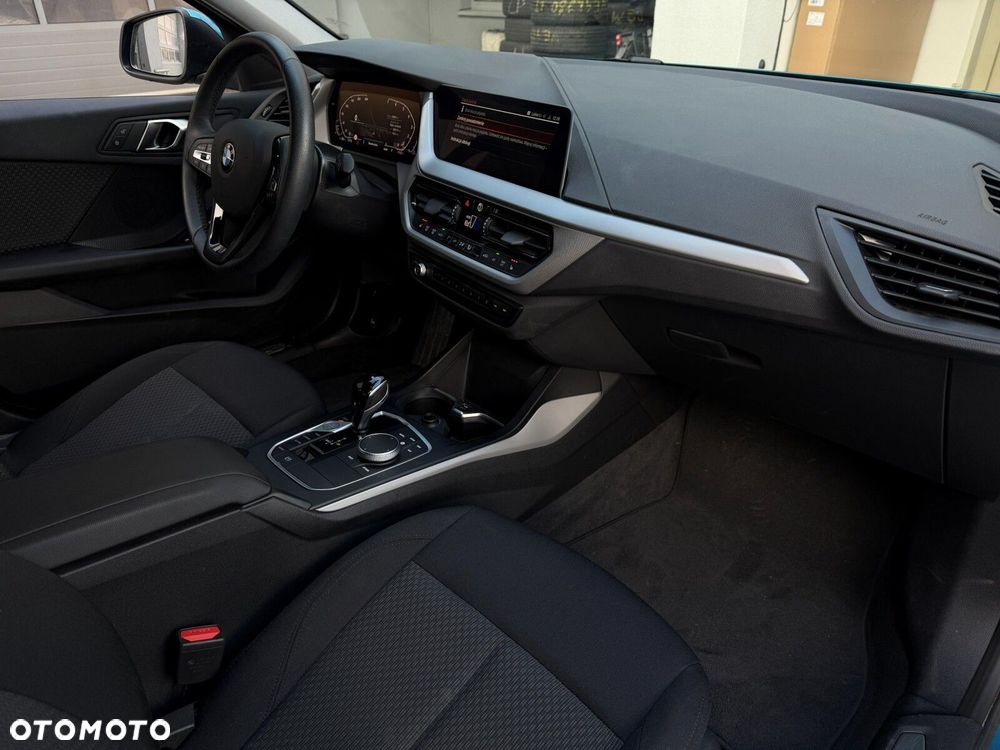BMW Seria 1 118i - 9