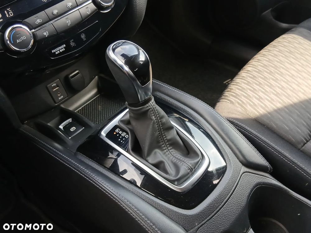 Nissan X-Trail 2.0 dCi N-Connecta 4WD Xtronic - 13