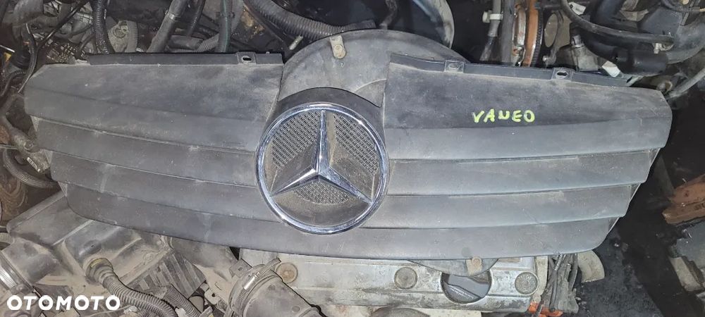 Mercedes Vaneo Atrapa/ grill - 1