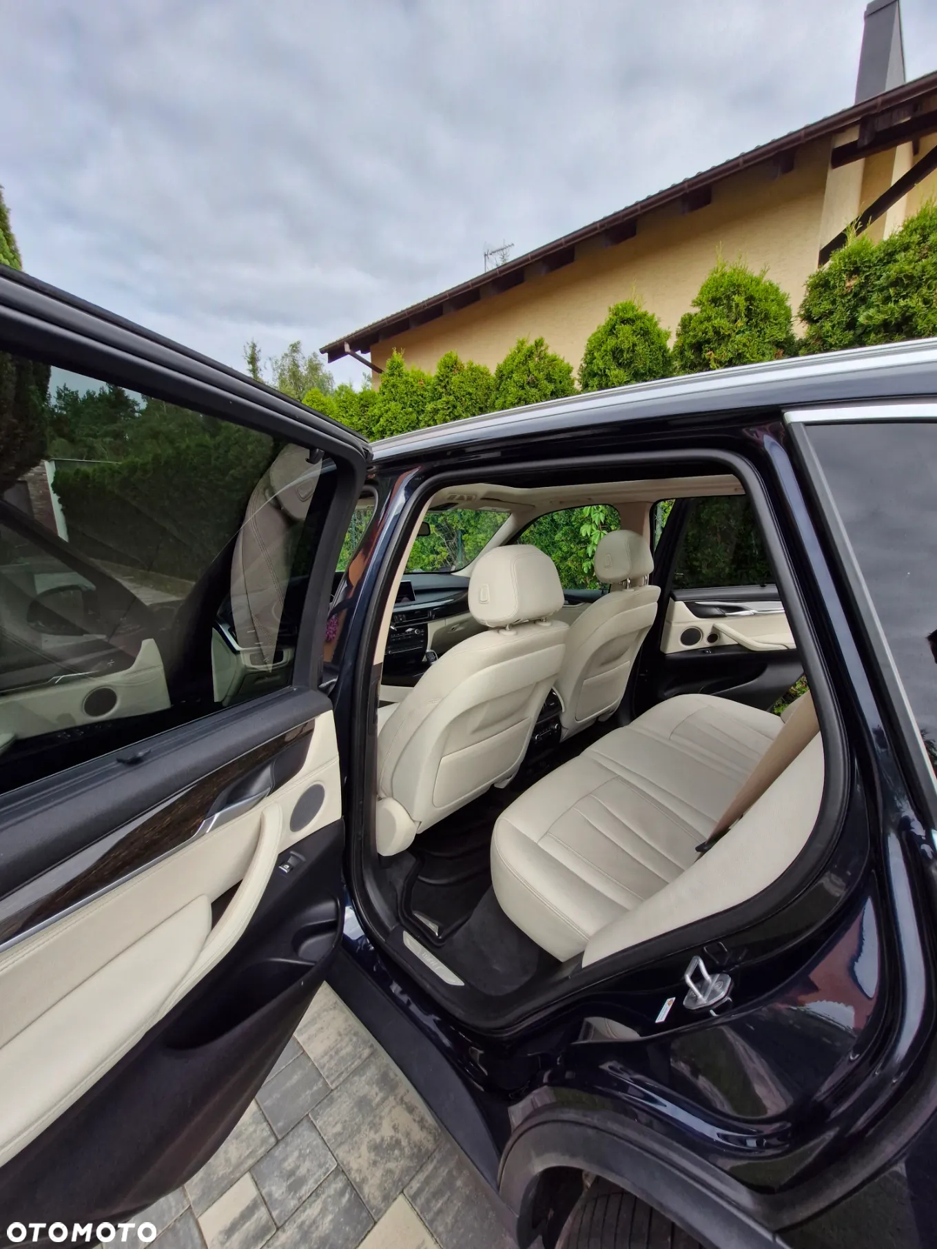 BMW X5 xDrive35i - 6