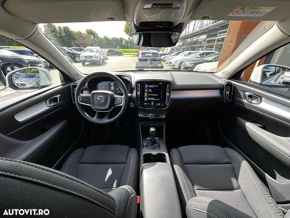 Volvo XC 40 T2 Momentum - 6