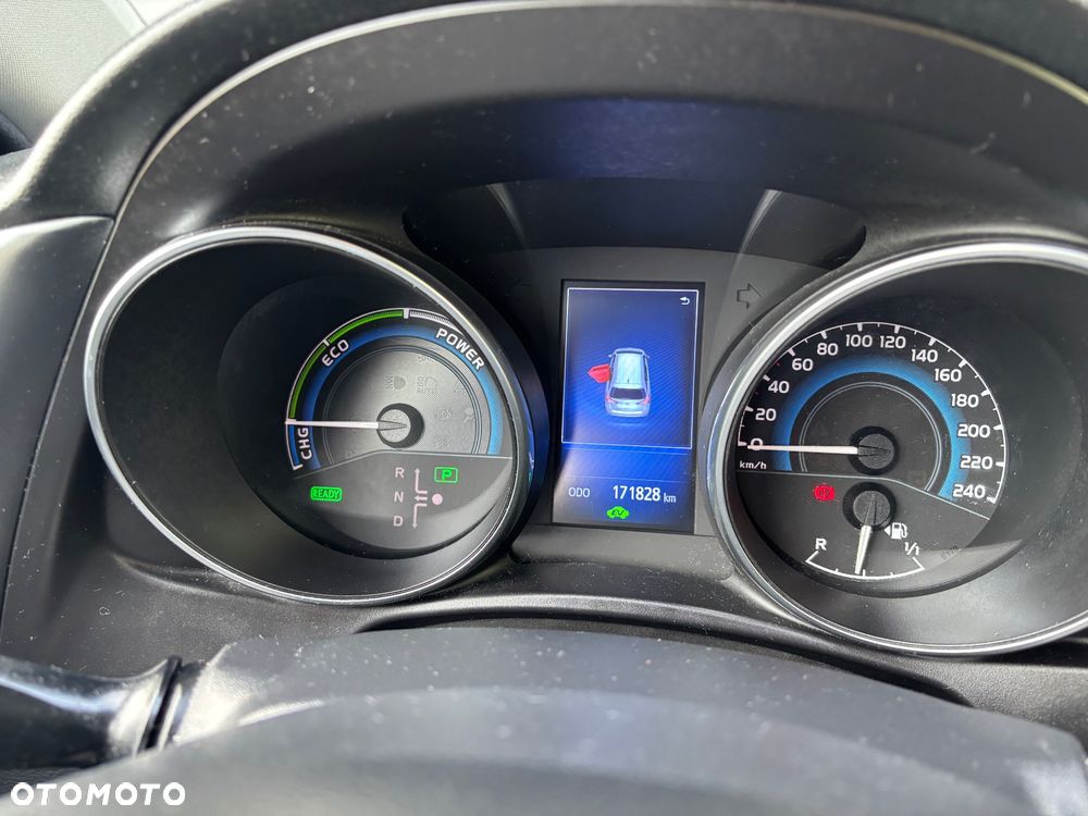 Toyota Auris 1.8 Travel - 11