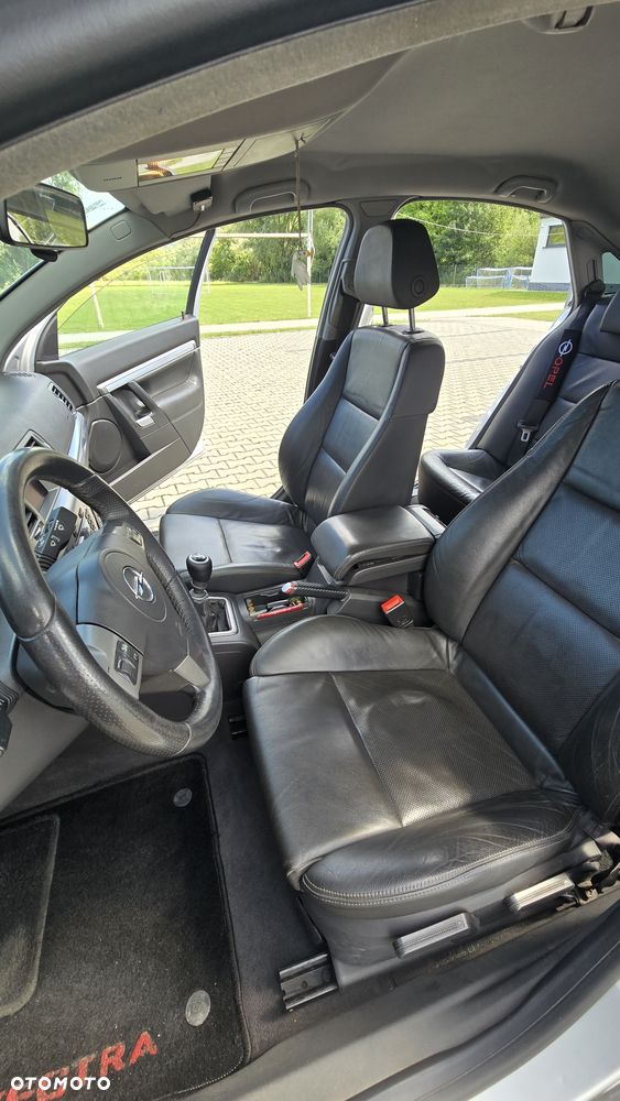Opel Vectra 1.9 CDTI Cosmo - 14