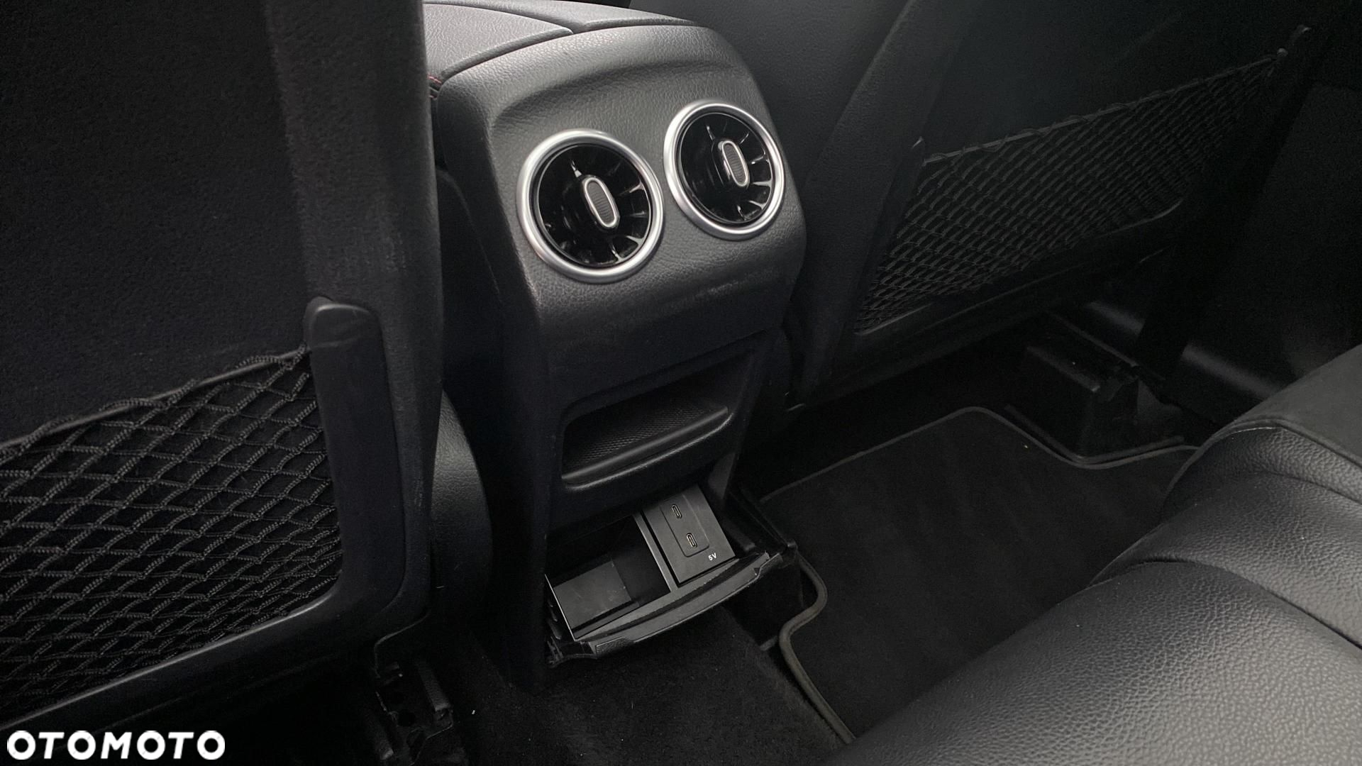 Mercedes-Benz GLB - 23