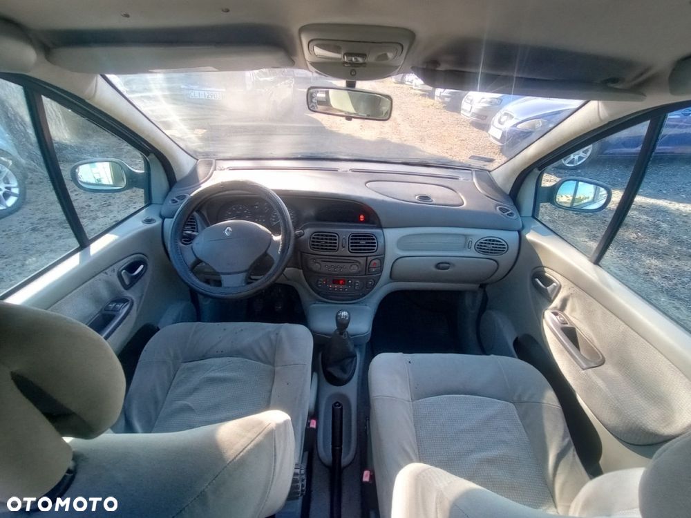 Renault Scenic - 5