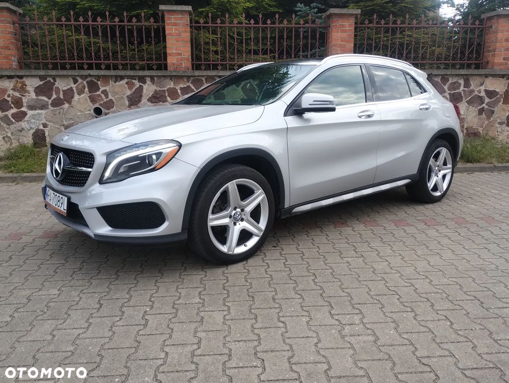 Mercedes-Benz GLA 250 4-Matic AMG Line - 4