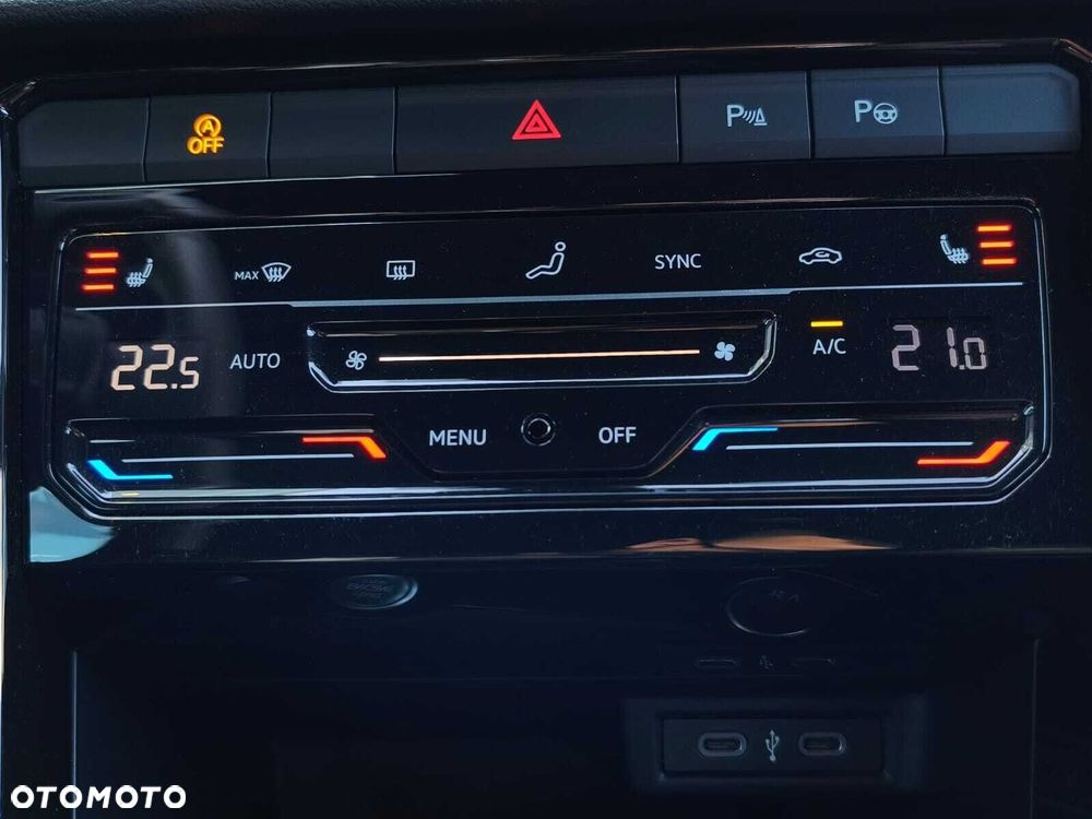 Volkswagen T-Roc 1.5 TSI R-Line DSG - 27