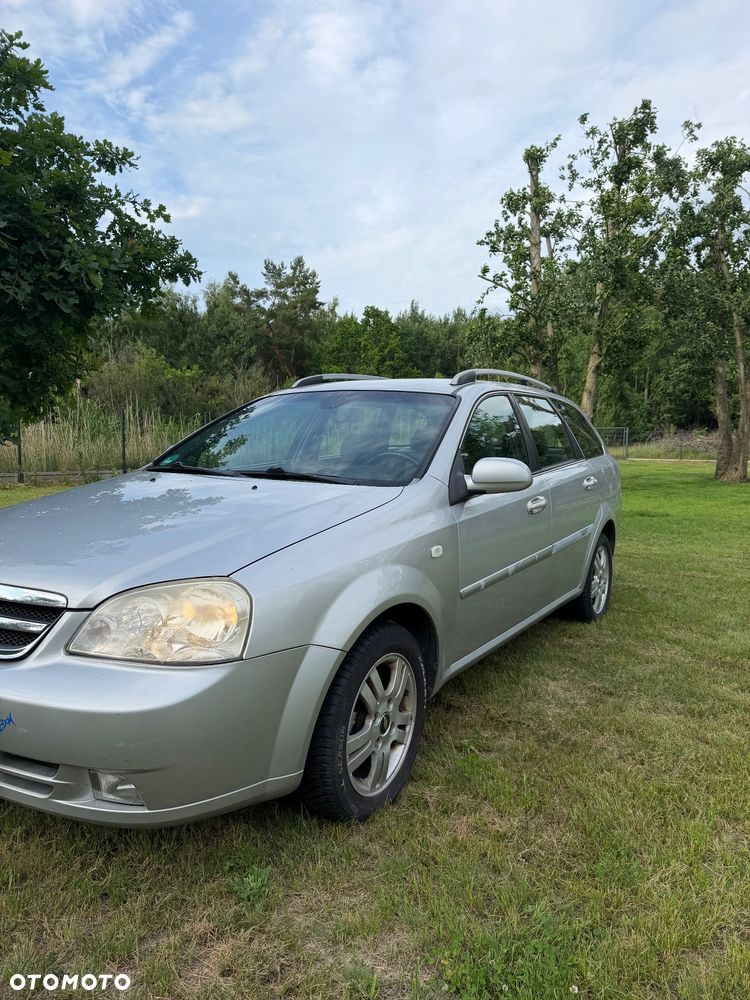 Chevrolet Nubira - 3