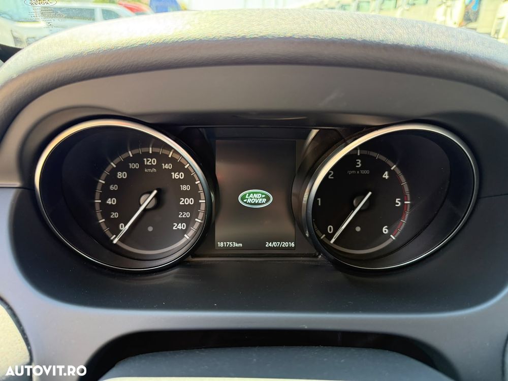 Land Rover Discovery Sport - 24