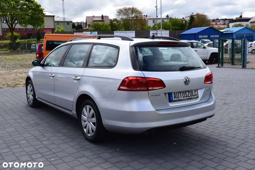Volkswagen Passat - 10