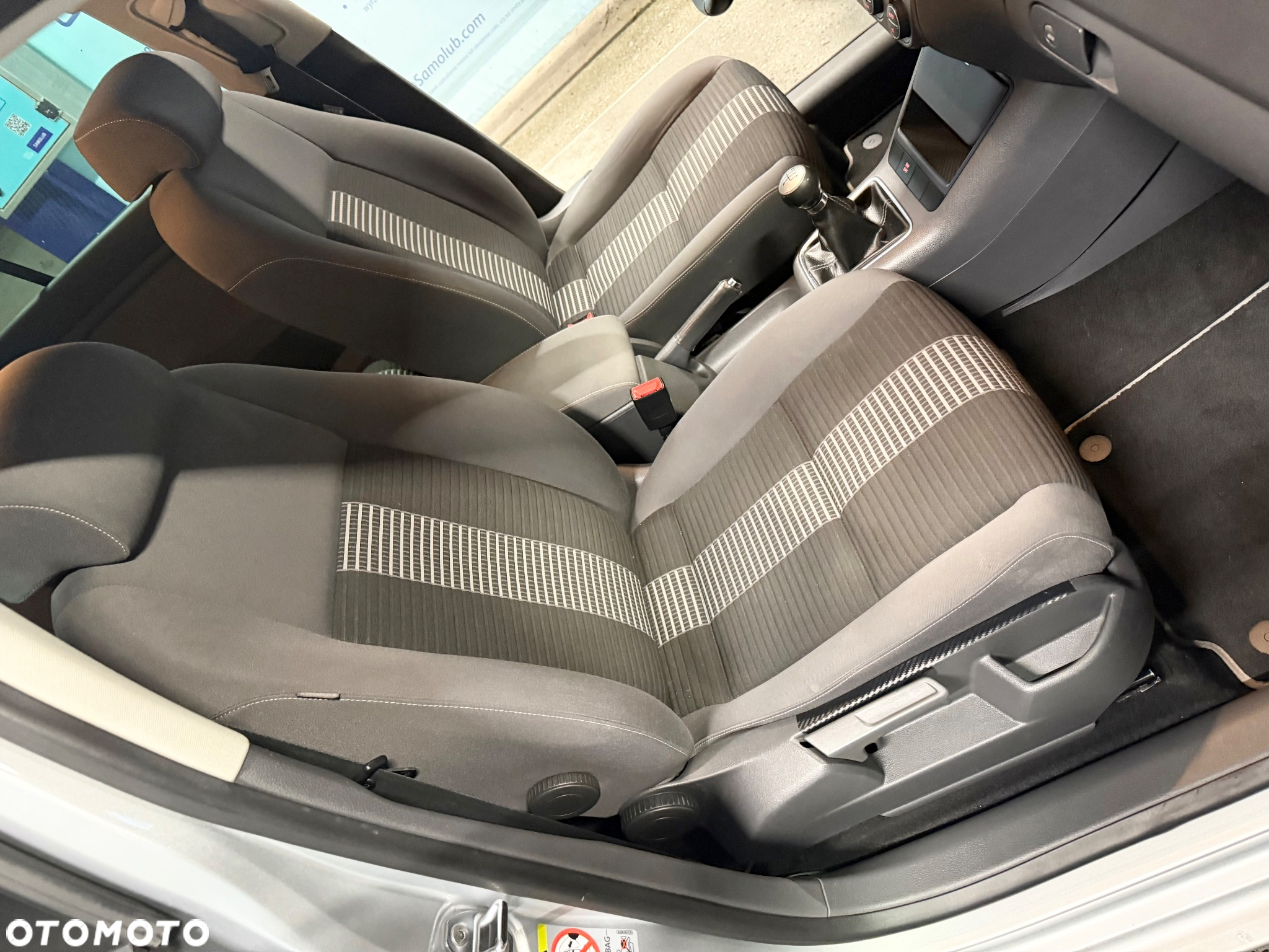 Volkswagen Golf Plus - 32