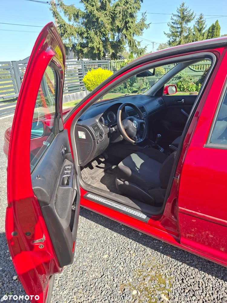 Volkswagen Golf - 18