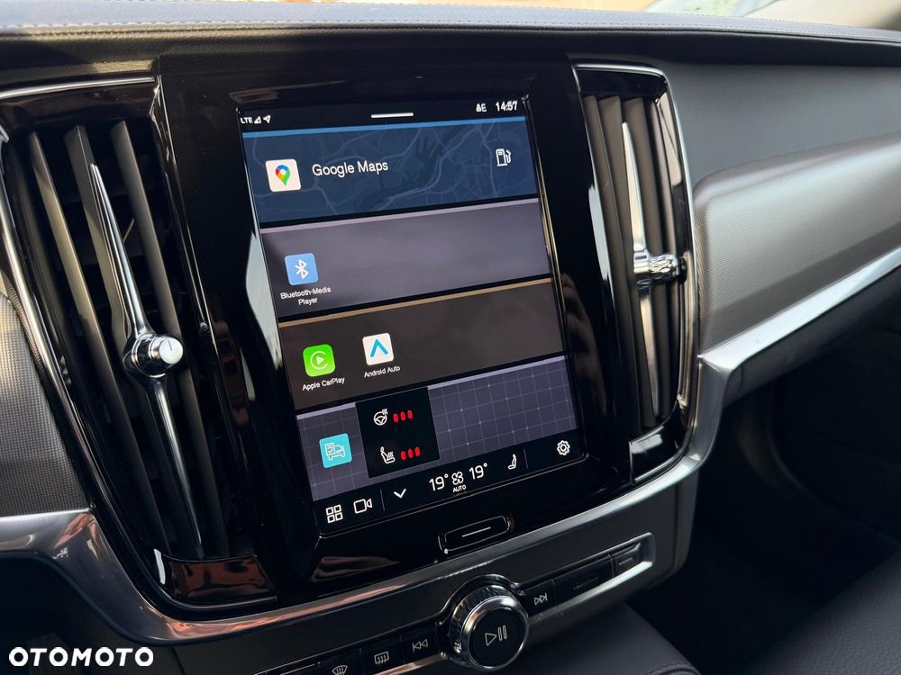 Volvo V90 B4 D Plus Dark - 32