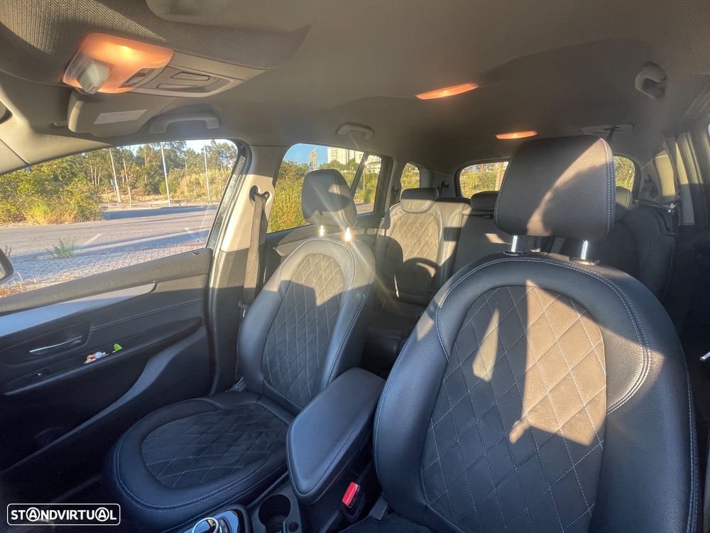 BMW 218 - 16