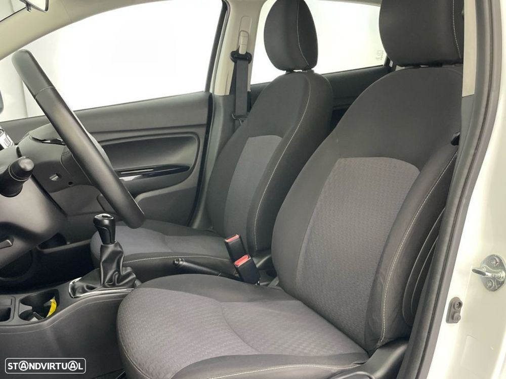 Mitsubishi Space Star 1.2 Intense - 17