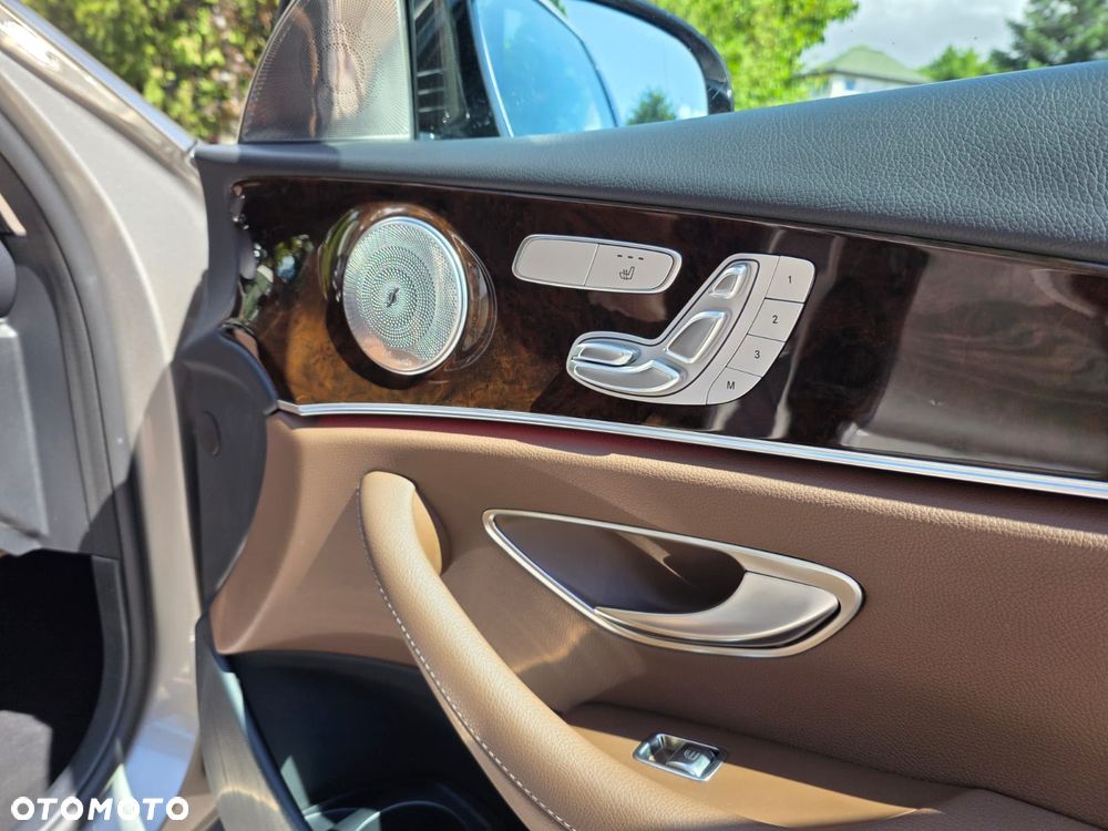 Mercedes-Benz Klasa E 350e 9G-TRONIC Exclusive - 23