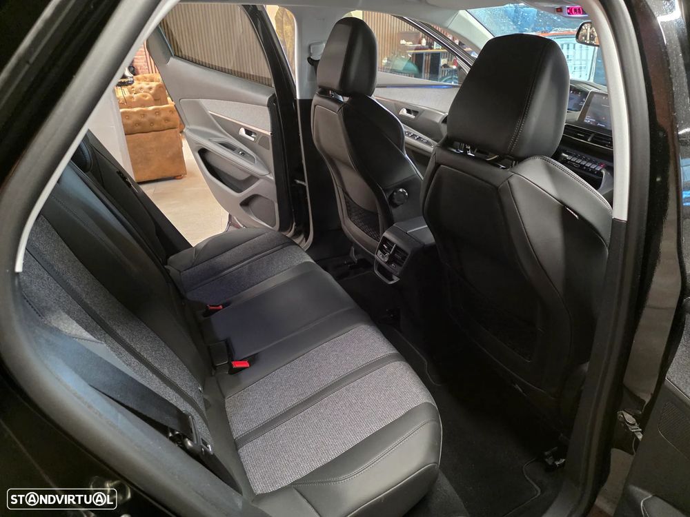 Peugeot 3008 BlueHDi 130 Stop & Start EAT8 Allure - 5