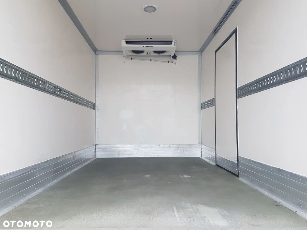 Iveco DAILY 6EP CHŁODNIA MROŹNIA IZOTERMA AGREGAT THERMO KING V-200 MAX GRZANIE 3,41x2,09x2,10 - 18