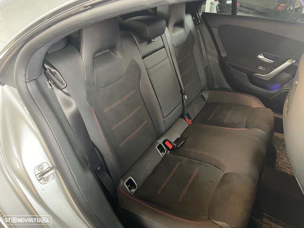 Mercedes-Benz CLA 250 e AMG Line - 17
