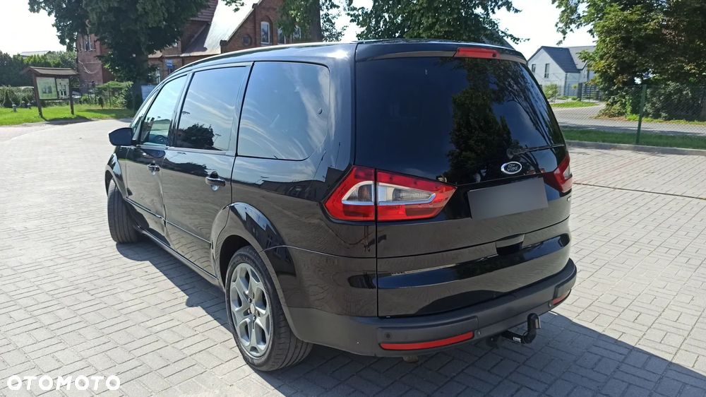 Ford Galaxy - 20
