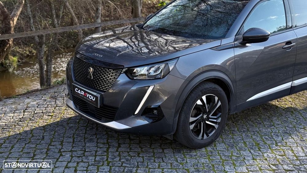 Peugeot 2008 1.2 PureTech Allure - 2