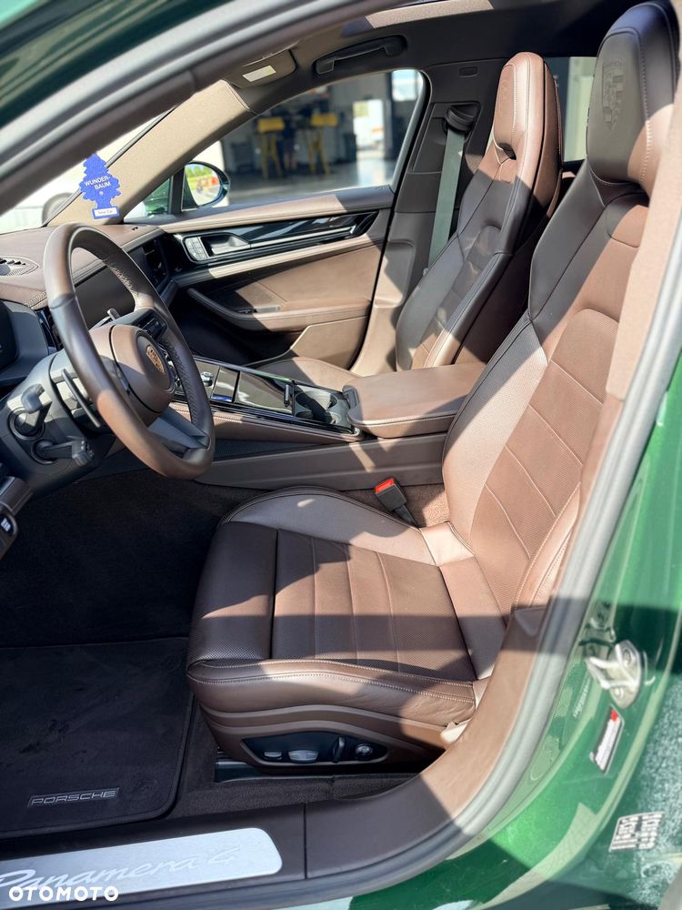 Porsche Panamera 4 - 9
