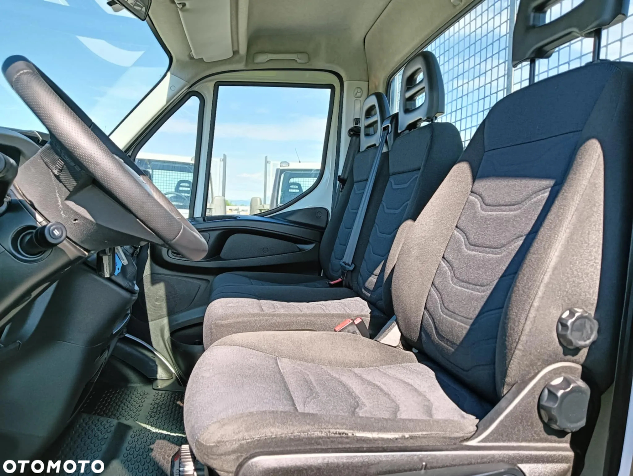 Iveco 35C14, 35C13, 35C12, 35C15 - 24