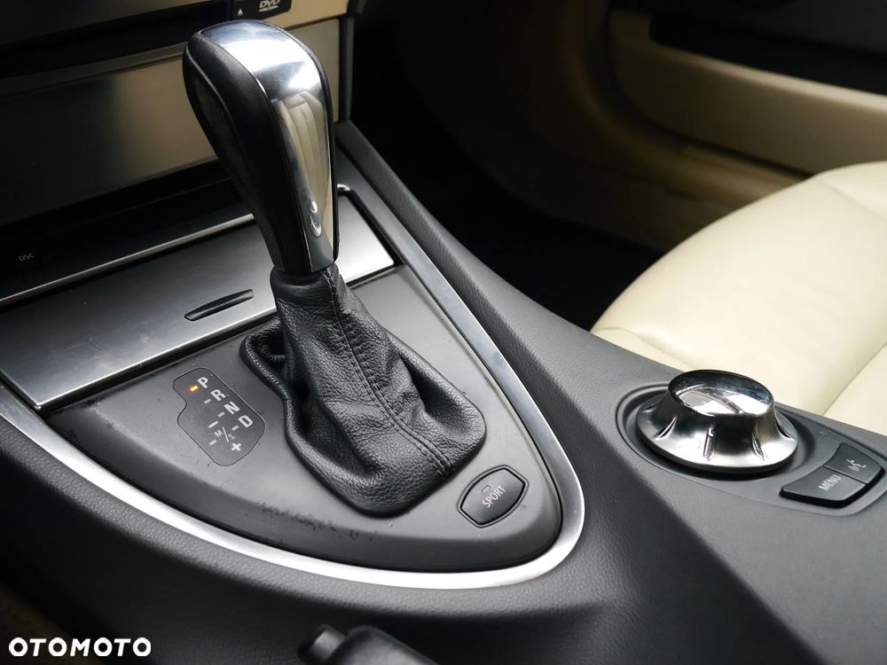 BMW Seria 6 645Ci - 18